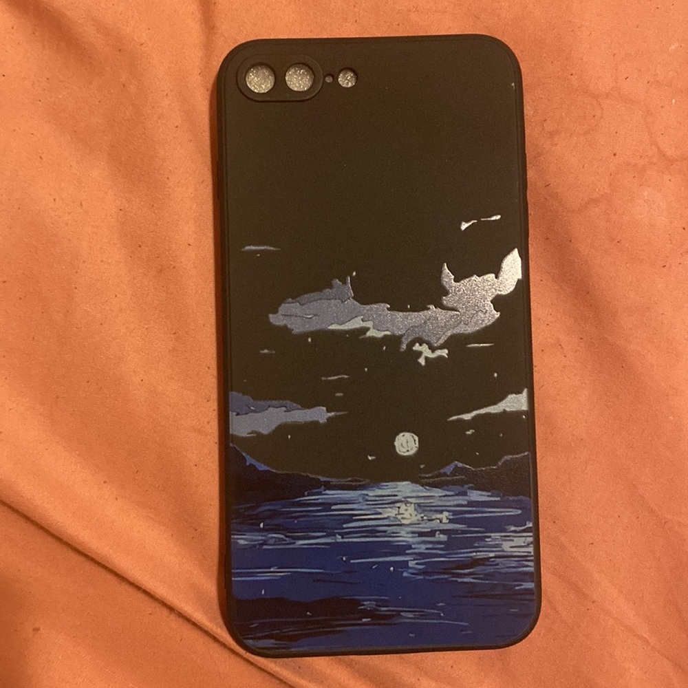 Matching iPhone cases - Picture 3 of 3